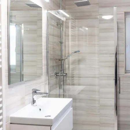 Boldizsar Lovas Haz Apartament *