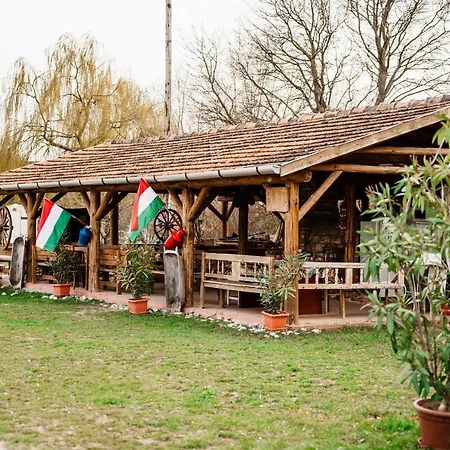 Apartament Boldizsar Lovas Haz *