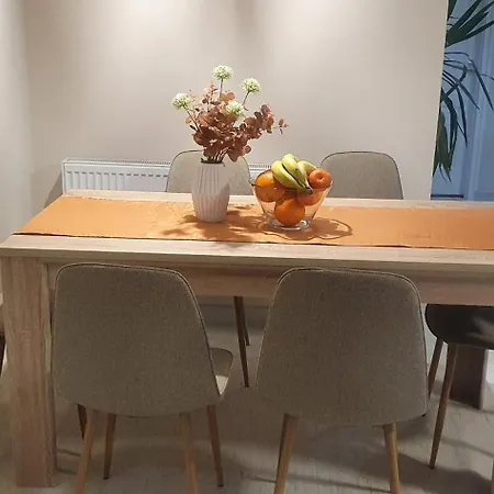 Boldizsar Lovas Haz Apartament *