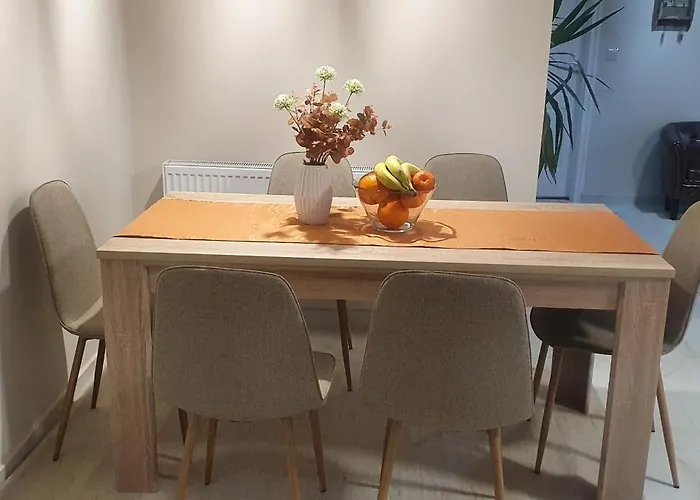 Boldizsar Lovas Haz Lägenhet *